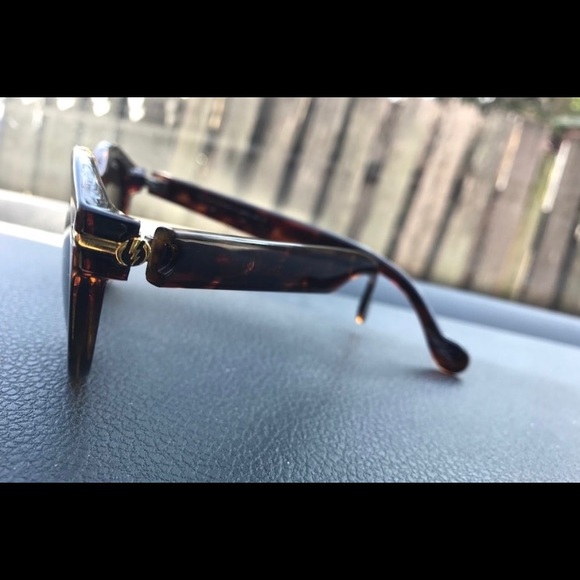 Electric Potion Women's Brand New Sunglasses - Picture 2 of 4